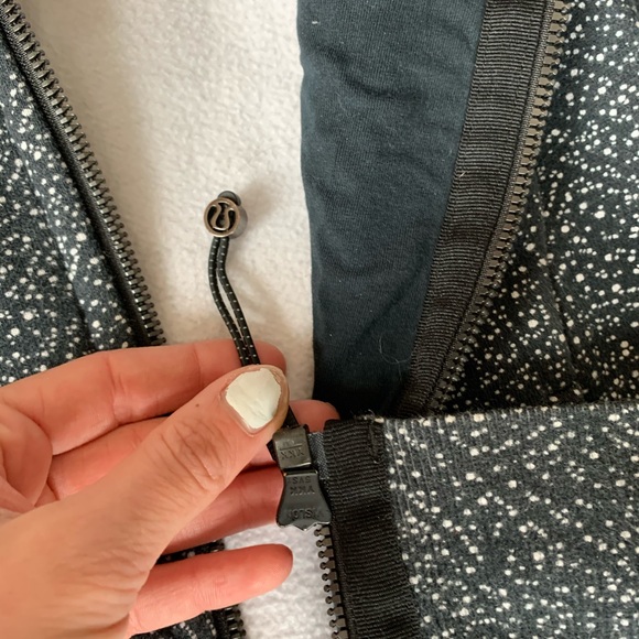 Lulu lemon Scuba Zip up Hoodie - Picture 3 of 4